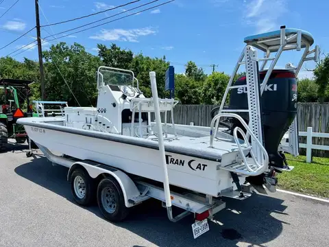 2015 Tran Cat 220 SVT photo 2