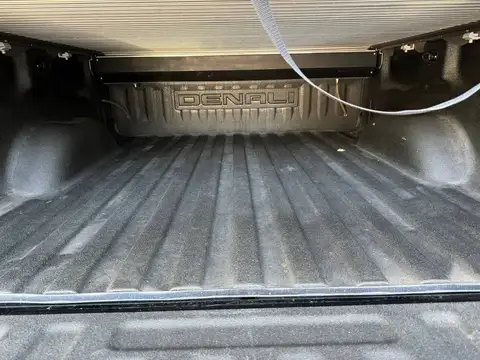 2017 GMC Sierra 1500 Denali Ultimate photo 8