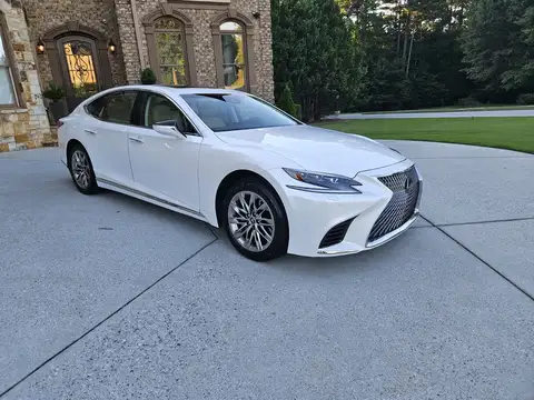 2018 Lexus LS 500 AWD photo 3