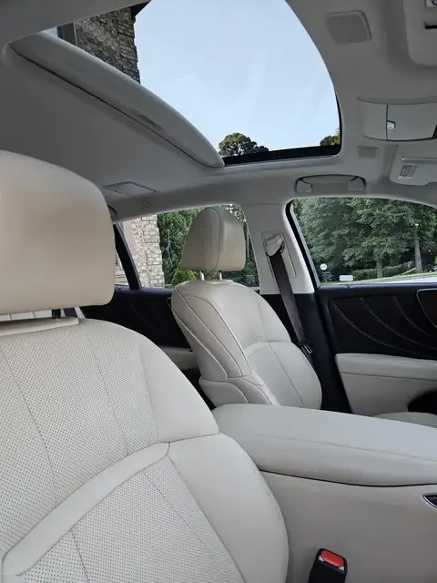 2018 Lexus LS 500 AWD photo 9
