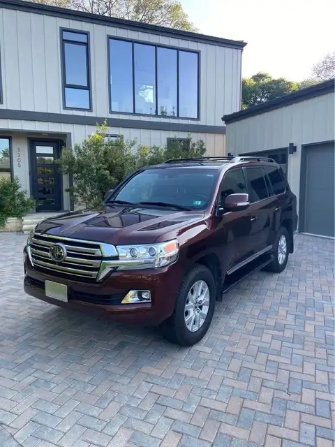 2019 Toyota Land Cruiser