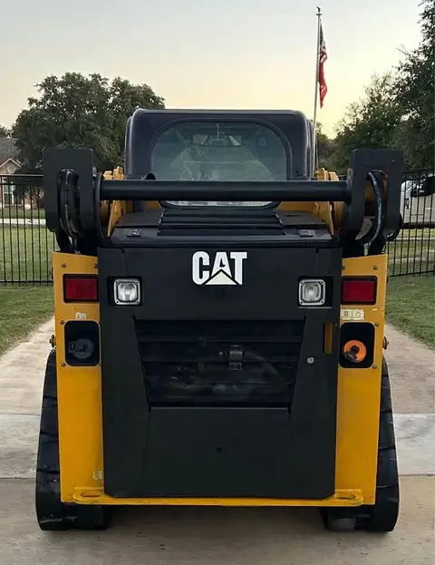 2018 Caterpillar 249D Compact Track Loader photo 4