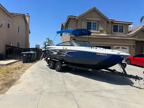 2021 Monterey M-22 photo 4