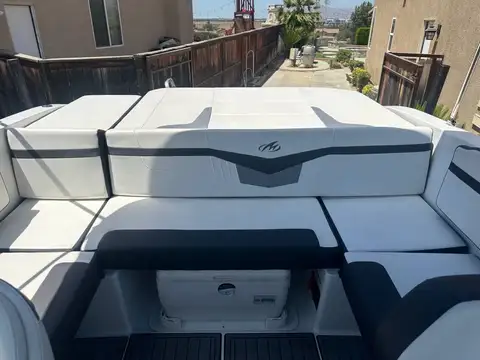2021 Monterey M-22 photo 8