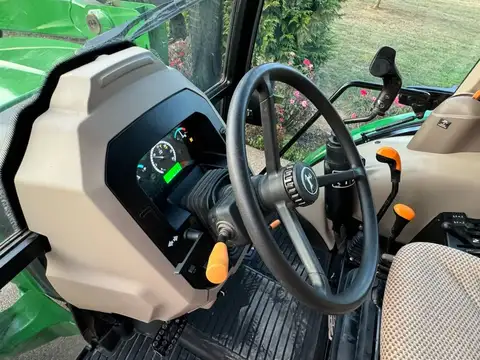2021 John Deere 5075E Tractor photo 8