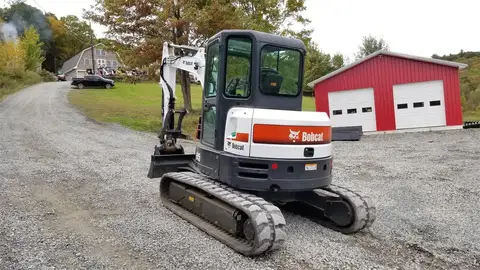 2016 Bobcat E45 Compact Excavator photo 3