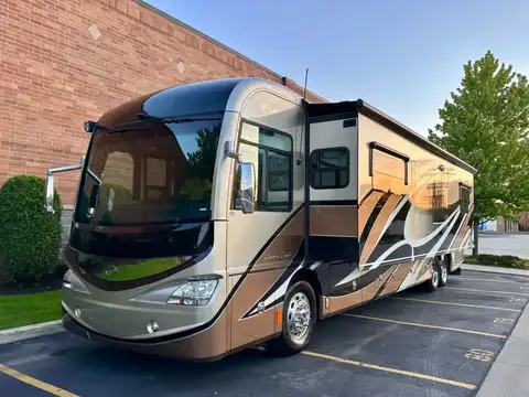 2015 Fleetwood American Revolution LE 42T Motorcoach photo 6