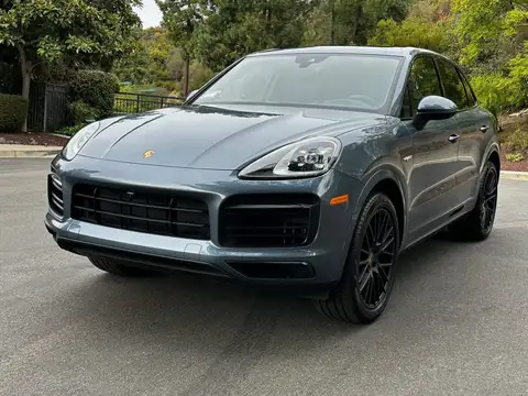 2019 Porsche Cayenne E-Hybrid photo 10