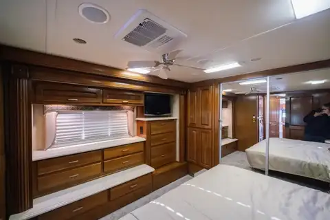 2009 Holiday Rambler Scepter 42PDQ photo 22