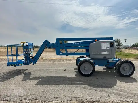 2012 Genie Z-45/25J IC Articulating Boom Lift