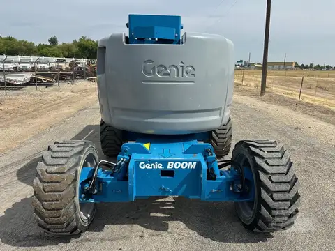 2012 Genie Z-45/25J IC Articulating Boom Lift photo 3