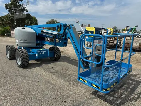 2012 Genie Z-45/25J IC Articulating Boom Lift photo 6