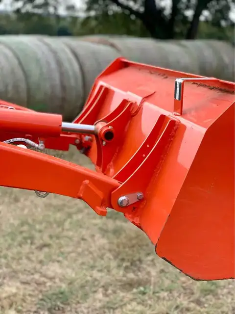 2021 Kubota BX2680 Compact Utility Tractor photo 6