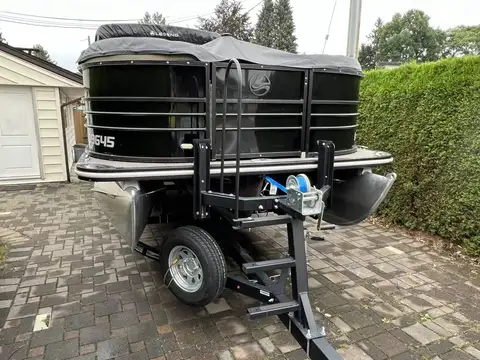 2016 Legacy Black 24' Tritoon photo 5