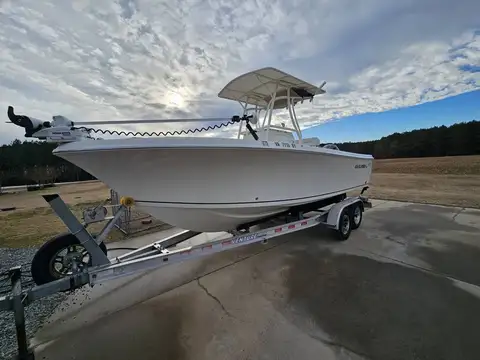 2016 Sailfish 220CC