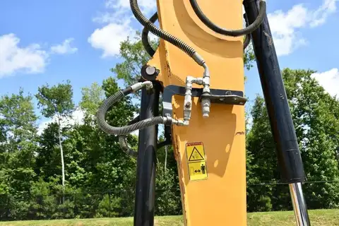 2016 Caterpillar 308E2 CR Mini Excavator photo 9