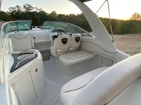 2004 Crownline 270 CR photo 7