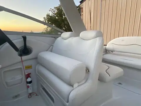 2004 Crownline 270 CR photo 10