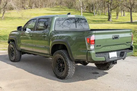 2020 Toyota Tacoma TRD Pro photo 3