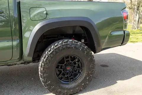 2020 Toyota Tacoma TRD Pro photo 10