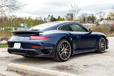 2014 Porsche 911 Turbo S Coupe photo 4