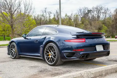 2014 Porsche 911 Turbo S Coupe photo 6