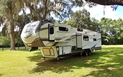 2020 Keystone Montana 3855BR