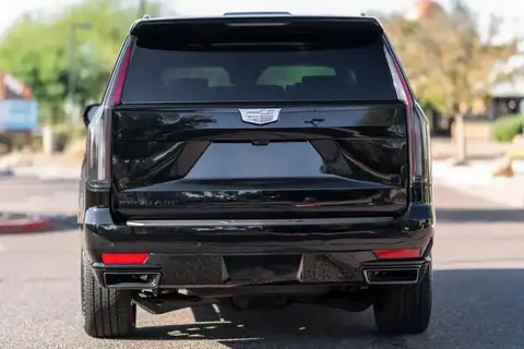 2023 Cadillac Escalade 4WD Sport photo 5