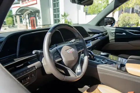 2023 Cadillac Escalade 4WD Sport photo 9