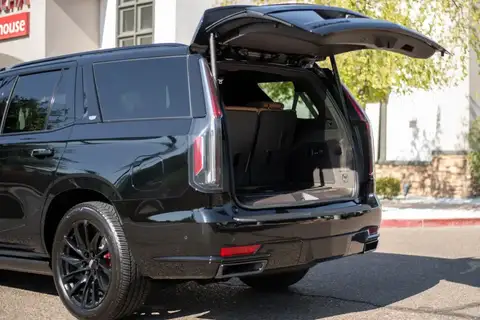 2023 Cadillac Escalade 4WD Sport photo 12