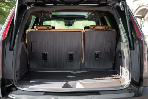 2023 Cadillac Escalade 4WD Sport photo 13