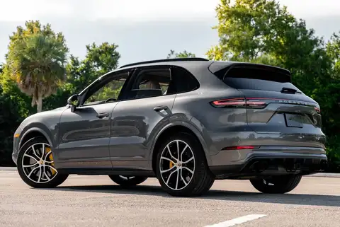 2019 Porsche Cayenne Turbo photo 5