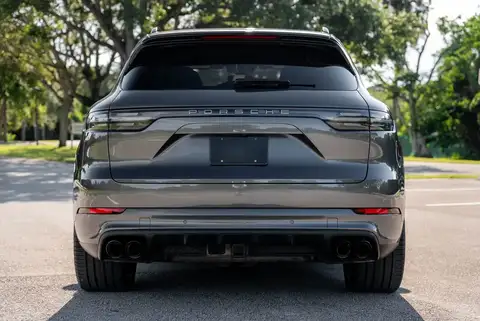 2019 Porsche Cayenne Turbo photo 6