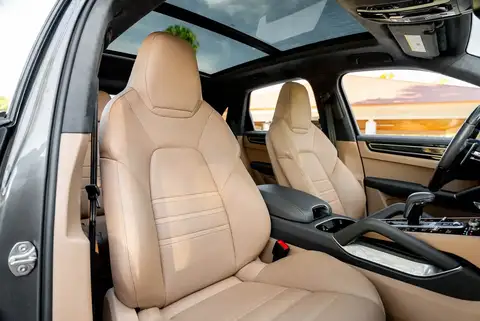 2019 Porsche Cayenne Turbo photo 13