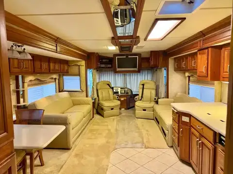2006 Fleetwood American Tradition Motorhome photo 8