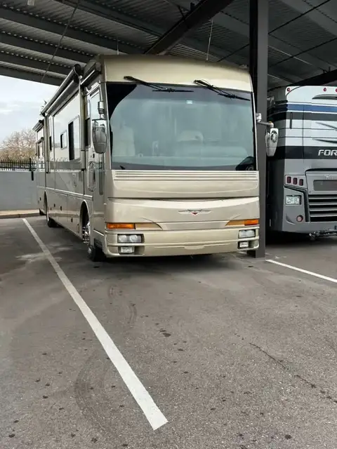 2006 Fleetwood American Tradition Motorhome photo 21