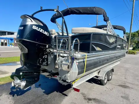 2019 Premier 270 Intrigue photo 5