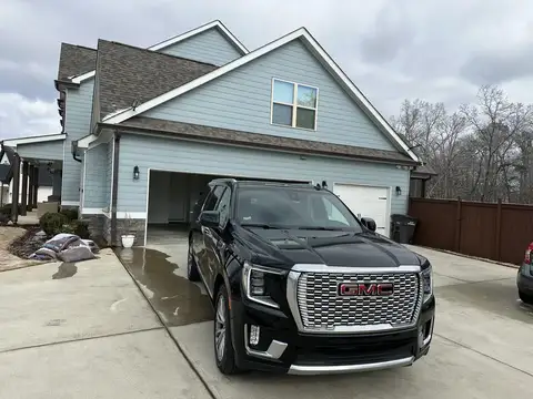 2021 GMC Yukon XL Denali photo 4