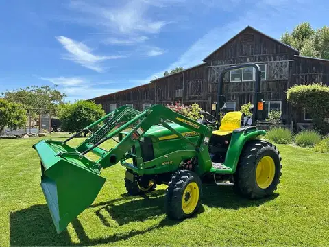 2018 John Deere 3038E Compact Utility Tractor