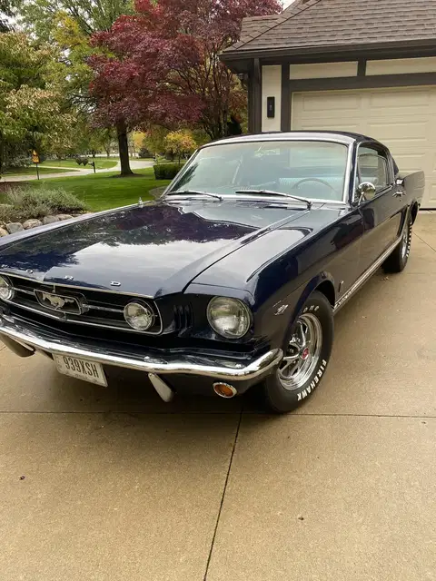 1965 Ford Mustang Fastback photo 2